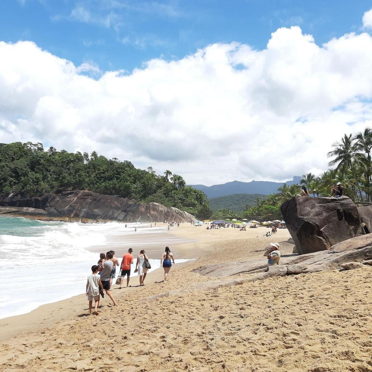 F8 Apto 1o Andar Perto 3 Praias E Comercio A Pe Apartamento