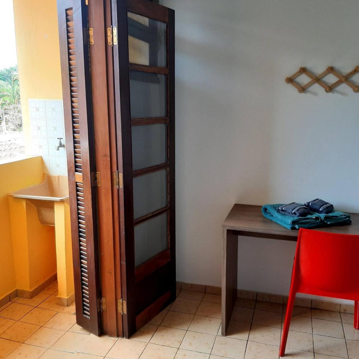 F8 Apto 1o Andar Perto 3 Praias E Comercio A Pe Apartamento